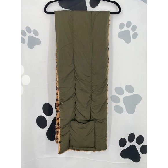 Steve Madden NWT Fleece Lined Pocket Scarf Wrap Snap Close Animal Print OS New - Picture 7 of 11
